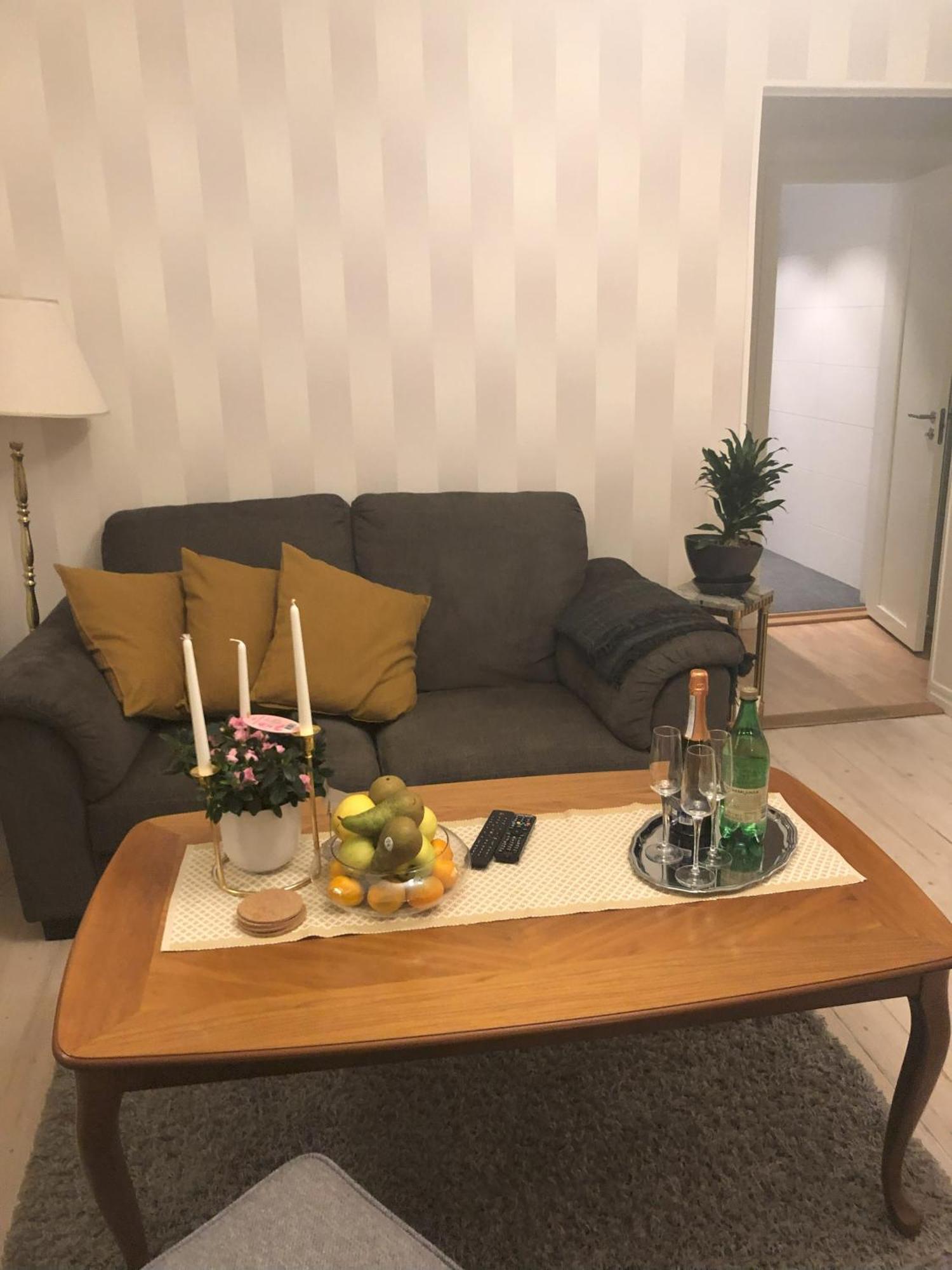 B&B Pa Froesoen Östersund Eksteriør billede