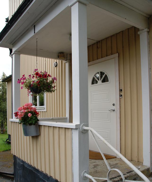 B&B Pa Froesoen Östersund Eksteriør billede
