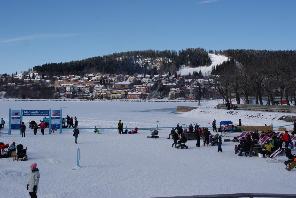 B&B Pa Froesoen Östersund Eksteriør billede
